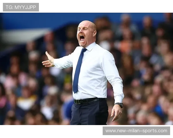 切尔西詹姆斯后点抢点头球破网：科技助力下的顶级训练秘籍